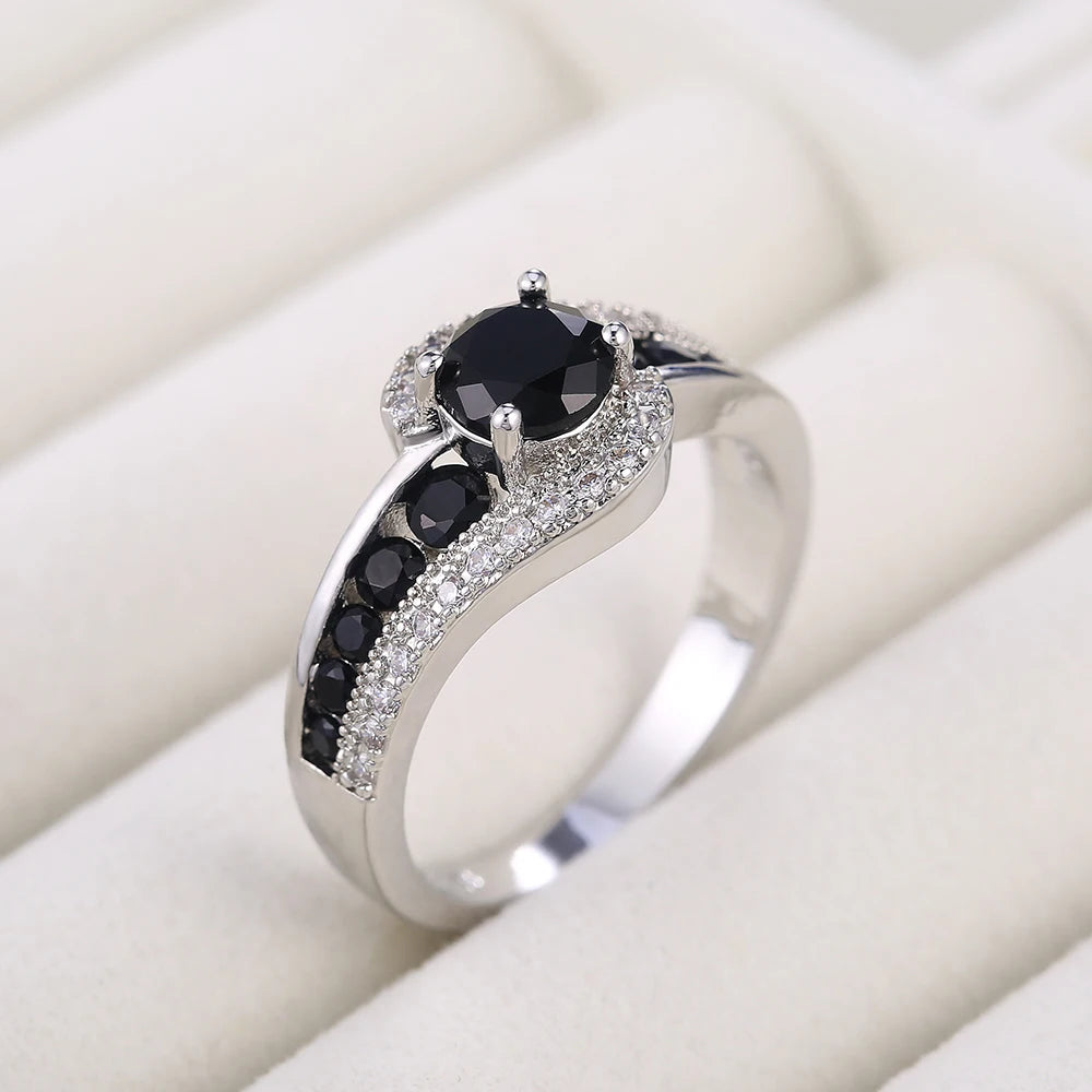 Huitan Special-interest Black Stone Women Wedding Ring Dazzling Crystal Zircon Delicate Gift Top Quality Female Classic Jewelry