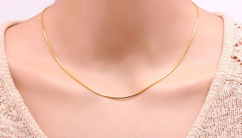 Inoxidable Gold Color Chains 1mm Classic Style Snake Chains Necklace Tibetan Silver Jewelry Women 45cm Jewelry Accessories GSN01