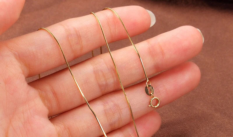 Inoxidable Gold Color Chains 1mm Classic Style Snake Chains Necklace Tibetan Silver Jewelry Women 45cm Jewelry Accessories GSN01